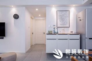 不起眼的踢腳線，顏色和材質該如何選？